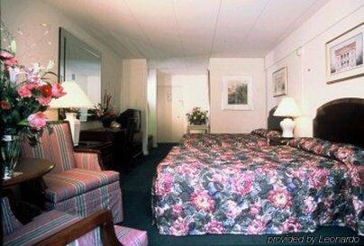 The Inn Of Rosslyn Arlington Room photo